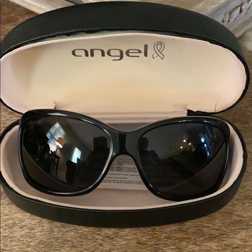 Angel sunglasses 🕶